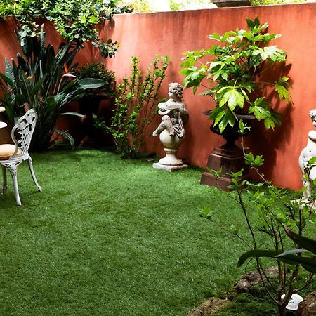 La Bravade Luxe Et Serenite Au Coeur De Saint-Tropez Suites Spacieuses Avec Jardin Enchanteur Exterior photo