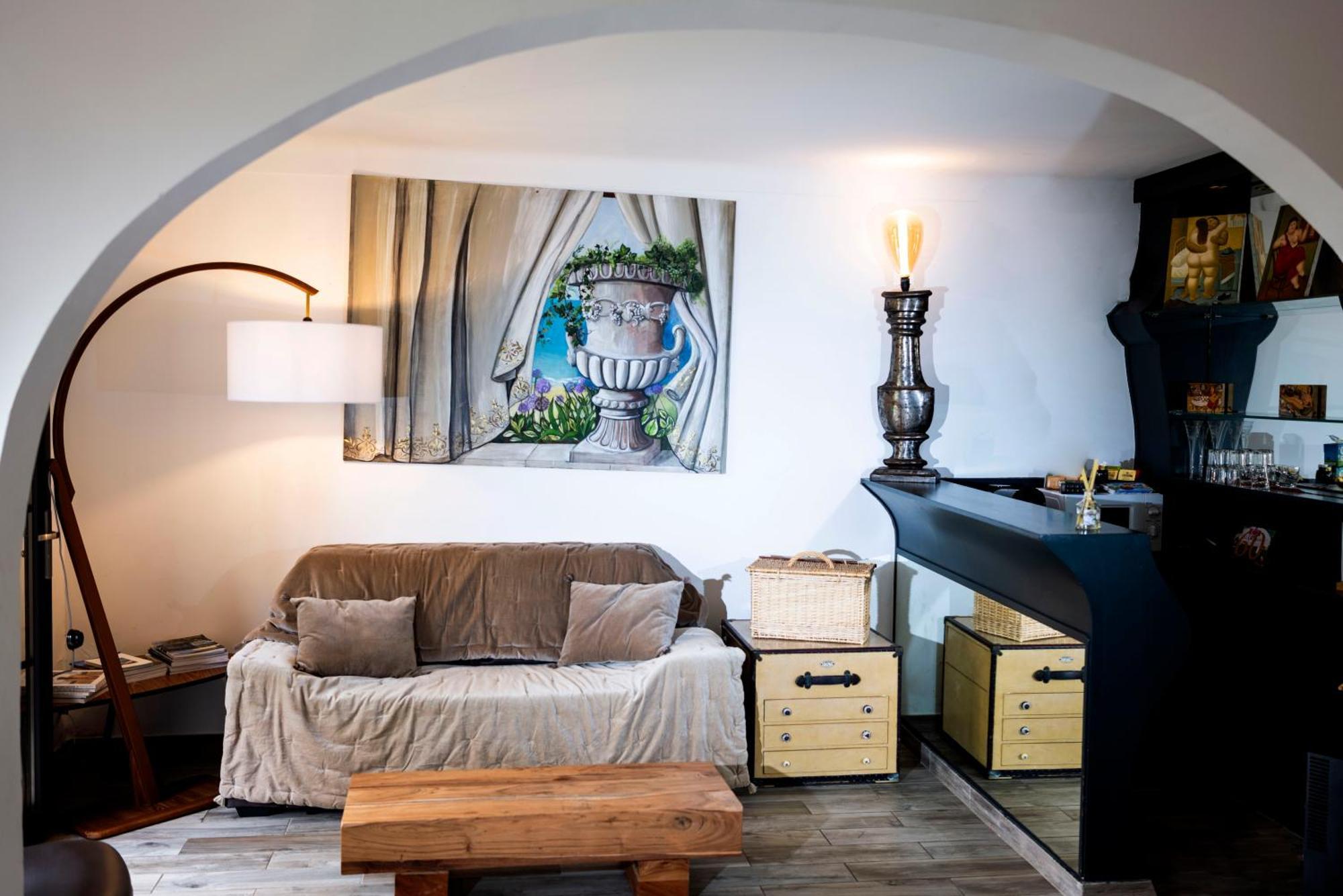 La Bravade Luxe Et Serenite Au Coeur De Saint-Tropez Suites Spacieuses Avec Jardin Enchanteur Exterior photo